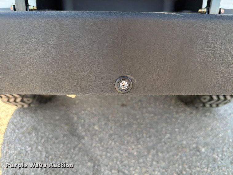 image for item FU0605 Golf cart