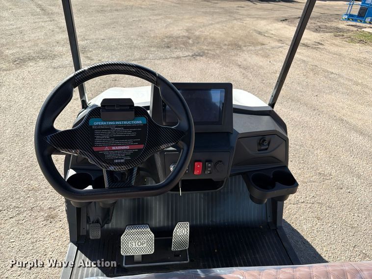 image for item FU0605 Golf cart