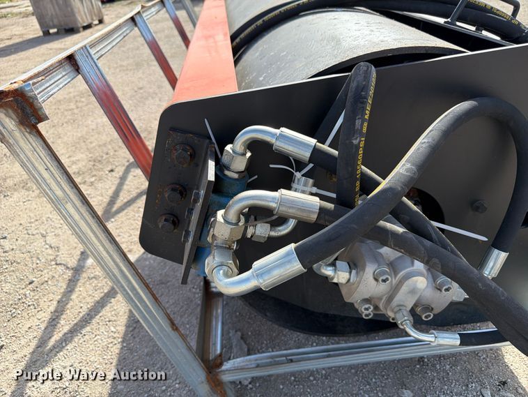 image for item FU0616 Skid steer roller