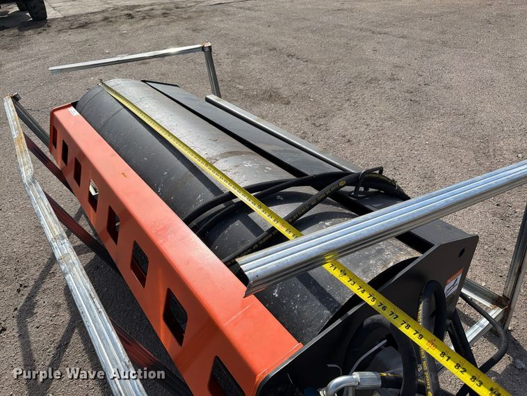 image for item FU0616 Skid steer roller