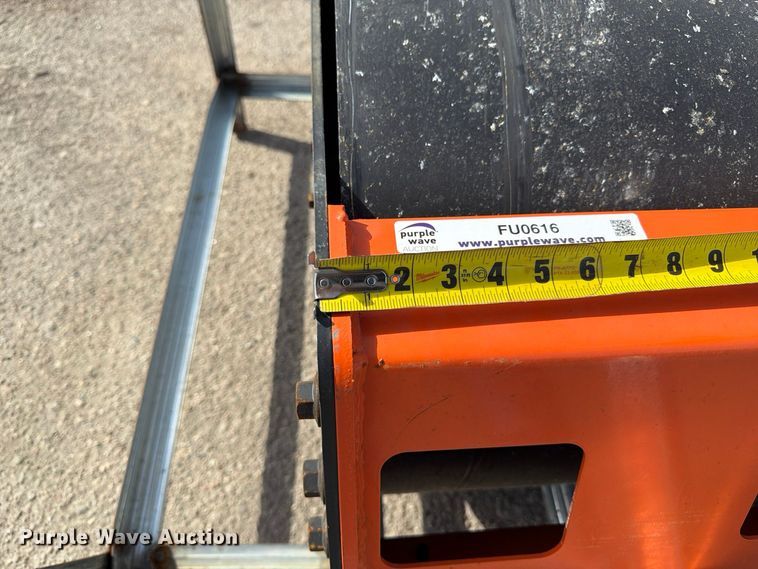 image for item FU0616 Skid steer roller