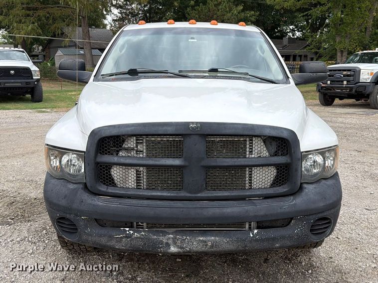 image for item FU1047 2005 Dodge Ram 3500 Ext. Cab pickup truck