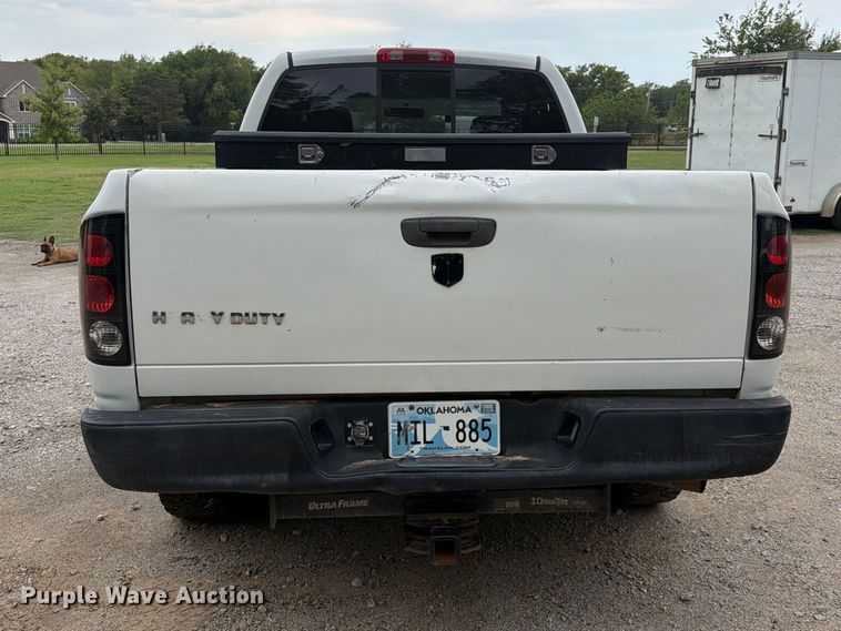 image for item FU1047 2005 Dodge Ram 3500 Ext. Cab pickup truck