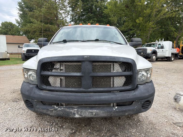 image for item FU1047 2005 Dodge Ram 3500 Ext. Cab pickup truck