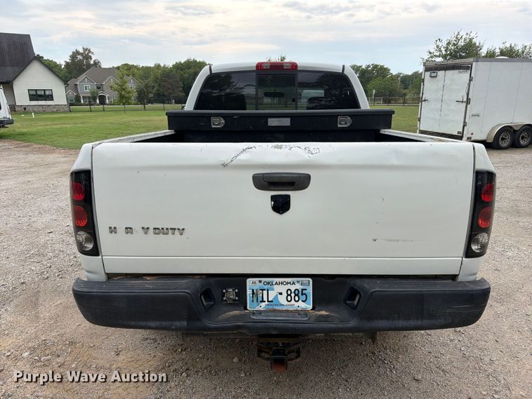 image for item FU1047 2005 Dodge Ram 3500 Ext. Cab pickup truck