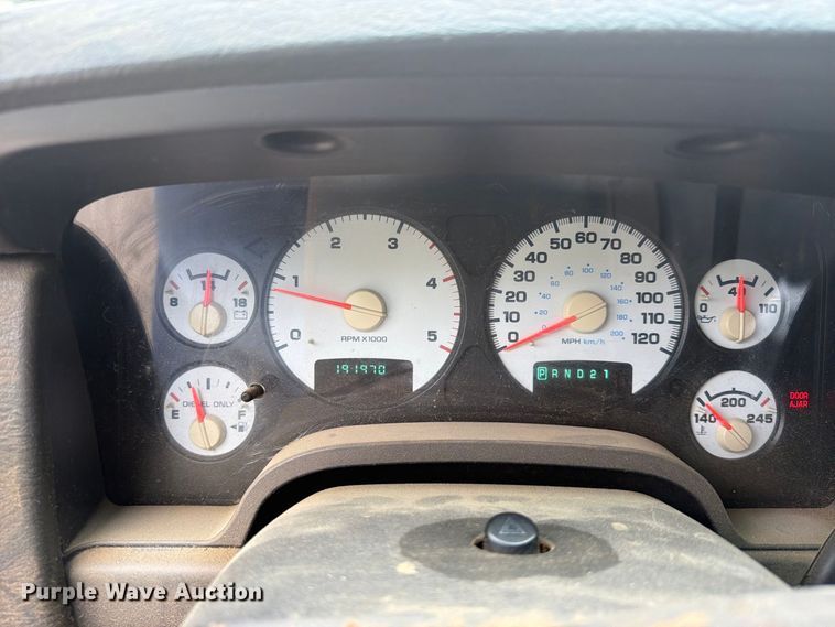 image for item FU1047 2005 Dodge Ram 3500 Ext. Cab pickup truck