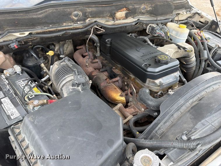 image for item FU1047 2005 Dodge Ram 3500 Ext. Cab pickup truck