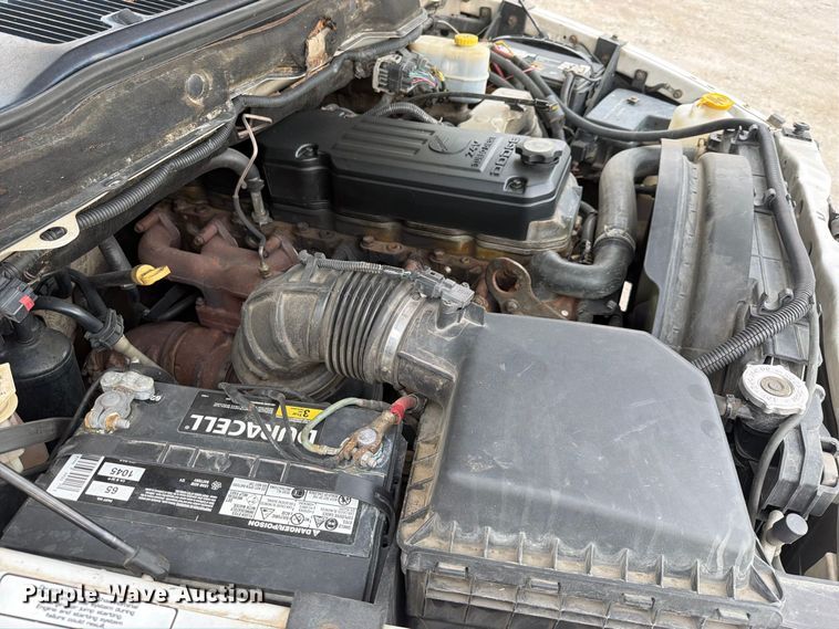 image for item FU1047 2005 Dodge Ram 3500 Ext. Cab pickup truck
