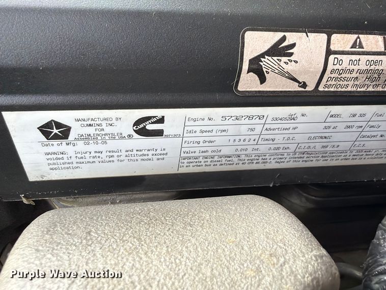 image for item FU1047 2005 Dodge Ram 3500 Ext. Cab pickup truck