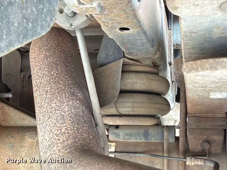 image for item FU1047 2005 Dodge Ram 3500 Ext. Cab pickup truck