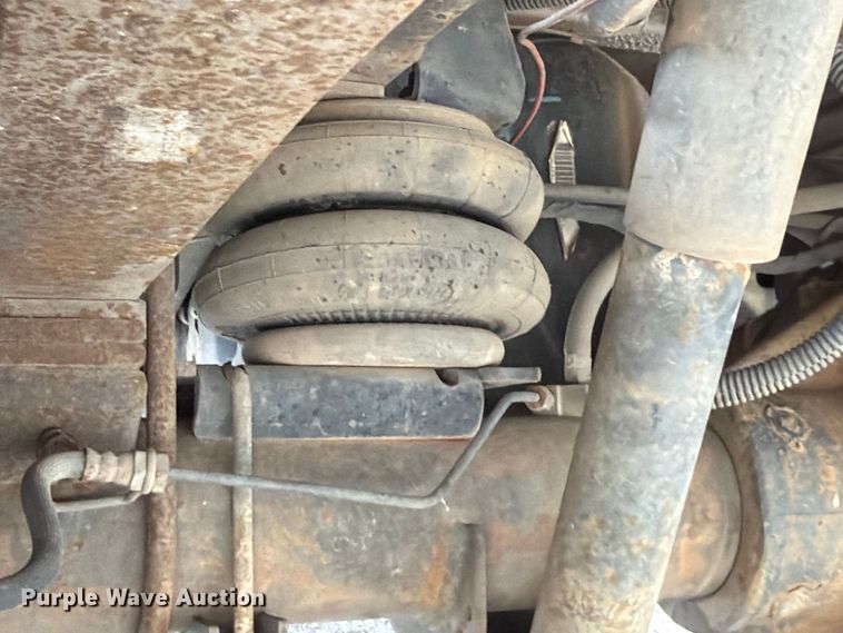 image for item FU1047 2005 Dodge Ram 3500 Ext. Cab pickup truck