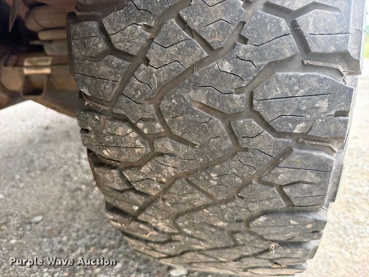 image for item FU1047 2005 Dodge Ram 3500 Ext. Cab pickup truck