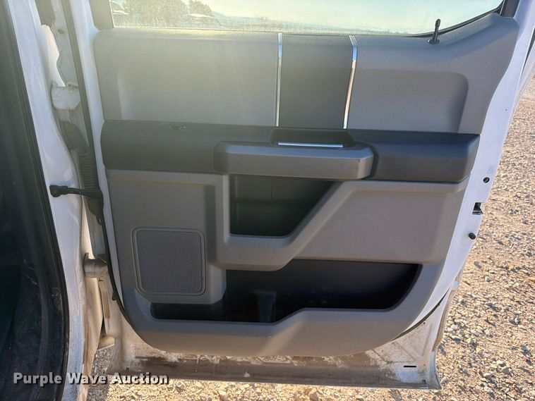 image for item FU1194 2019 Ford F150 Crew Cab pickup truck
