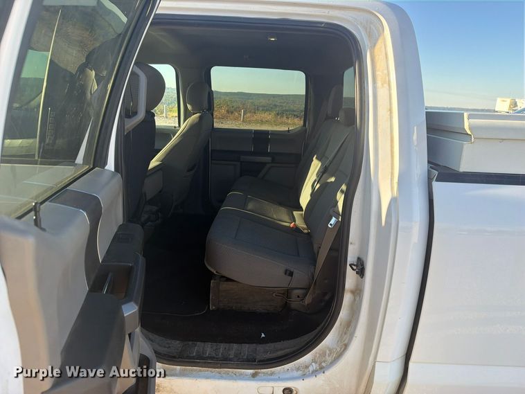 image for item FU1194 2019 Ford F150 Crew Cab pickup truck