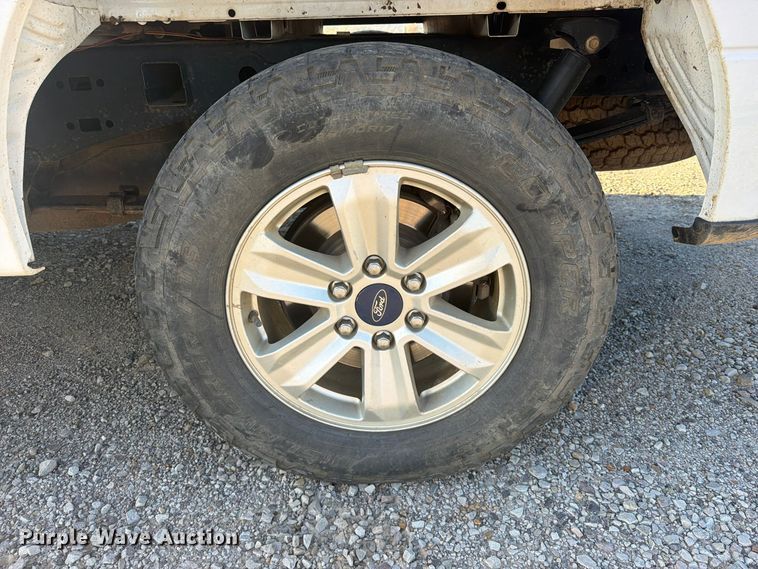 image for item FU1194 2019 Ford F150 Crew Cab pickup truck