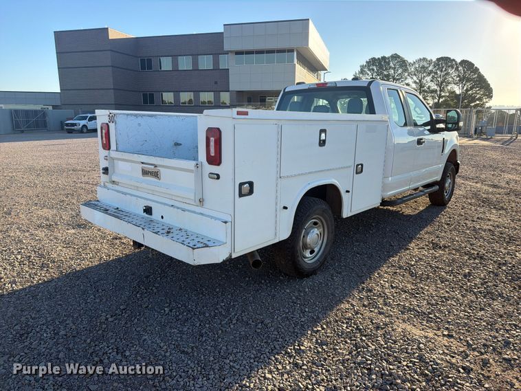 image for item FU1196 2020 Ford F250 Super Duty Ext. Cab utility bed pickup truck