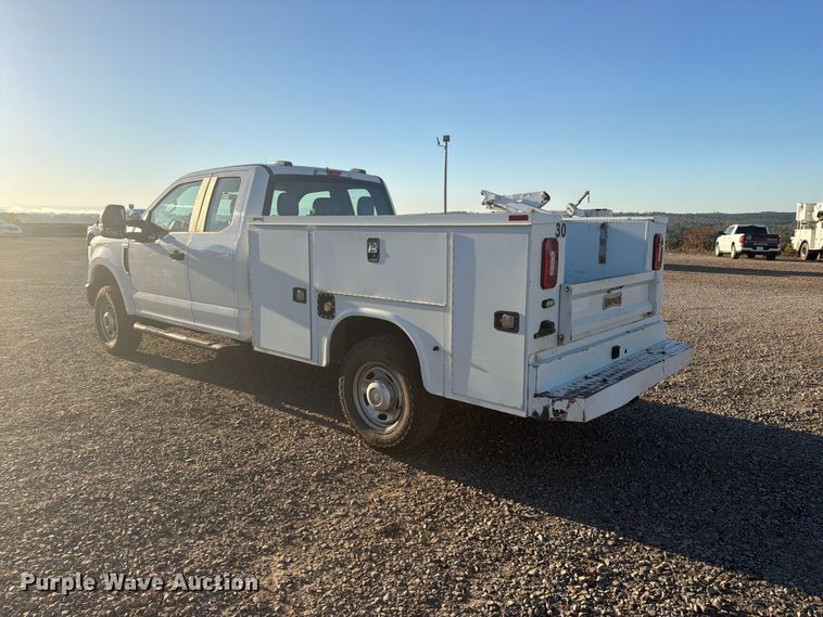 image for item FU1196 2020 Ford F250 Super Duty Ext. Cab utility bed pickup truck