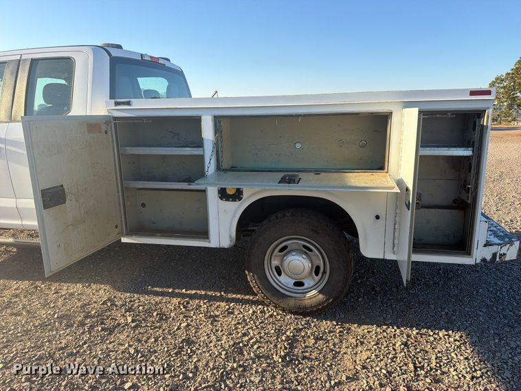 image for item FU1196 2020 Ford F250 Super Duty Ext. Cab utility bed pickup truck
