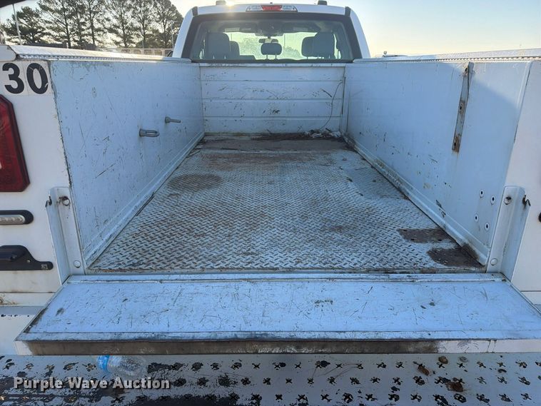 image for item FU1196 2020 Ford F250 Super Duty Ext. Cab utility bed pickup truck