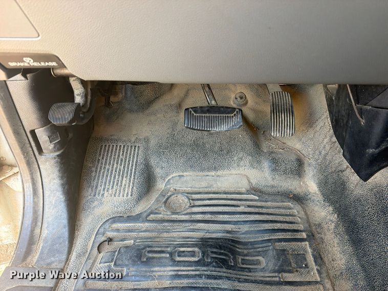 image for item FU1196 2020 Ford F250 Super Duty Ext. Cab utility bed pickup truck