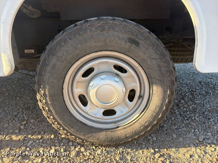 image for item FU1196 2020 Ford F250 Super Duty Ext. Cab utility bed pickup truck
