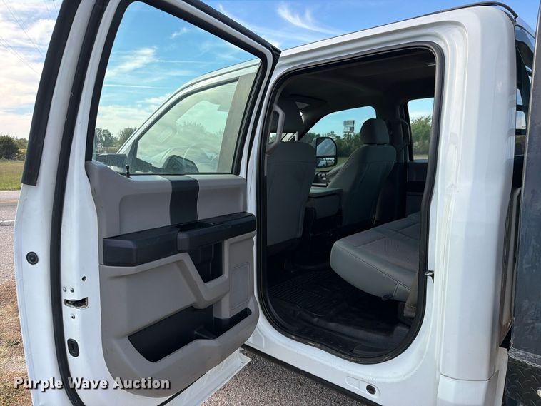 image for item FU1200 2019 Ford F350 Super Duty Crew Cab dump flatbed pickup truck