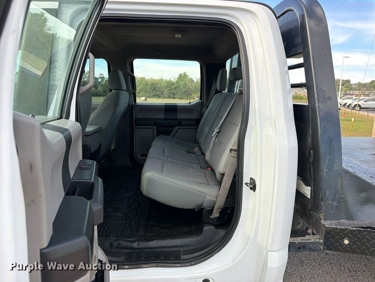 image for item FU1200 2019 Ford F350 Super Duty Crew Cab dump flatbed pickup truck