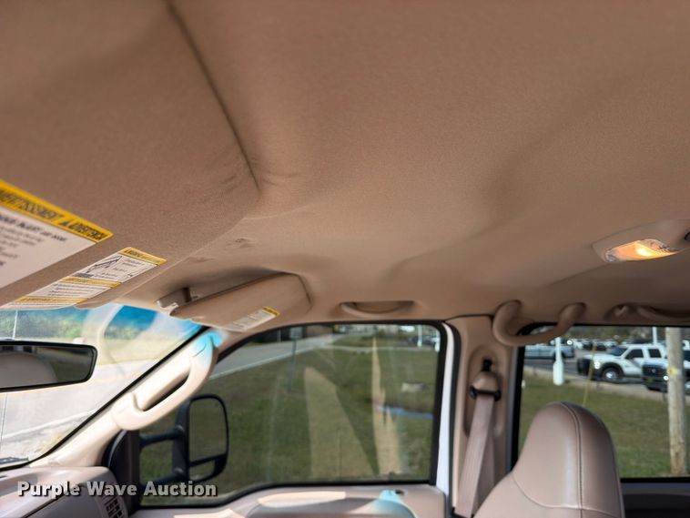 image for item FU1203 2004 Ford F450 Super Duty Crew Cab truck cab and chassis
