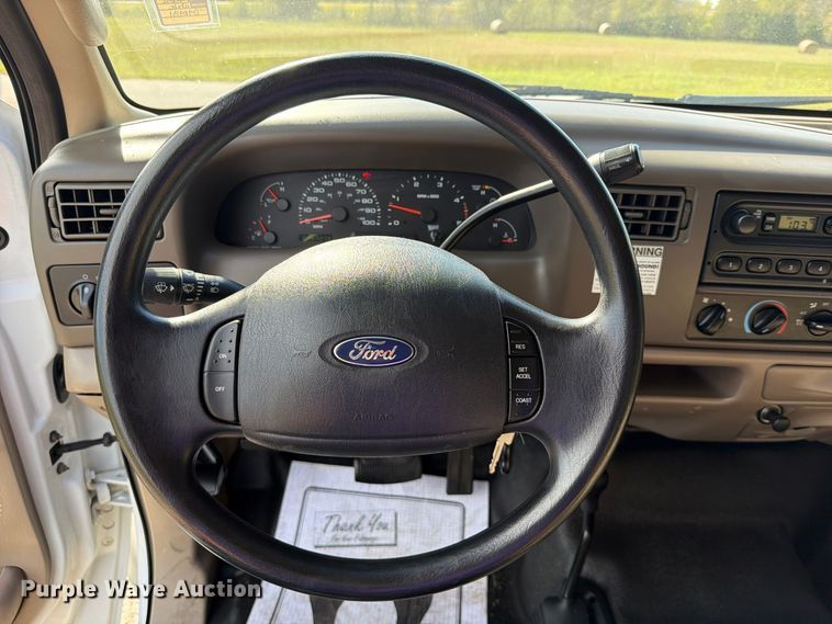 image for item FU1203 2004 Ford F450 Super Duty Crew Cab truck cab and chassis