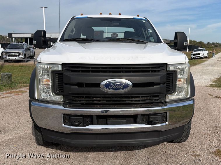 image for item FU1205 2017 Ford F550 Super Duty Ext. Cab truck cab and chassis