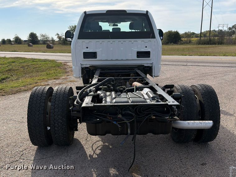 image for item FU1205 2017 Ford F550 Super Duty Ext. Cab truck cab and chassis
