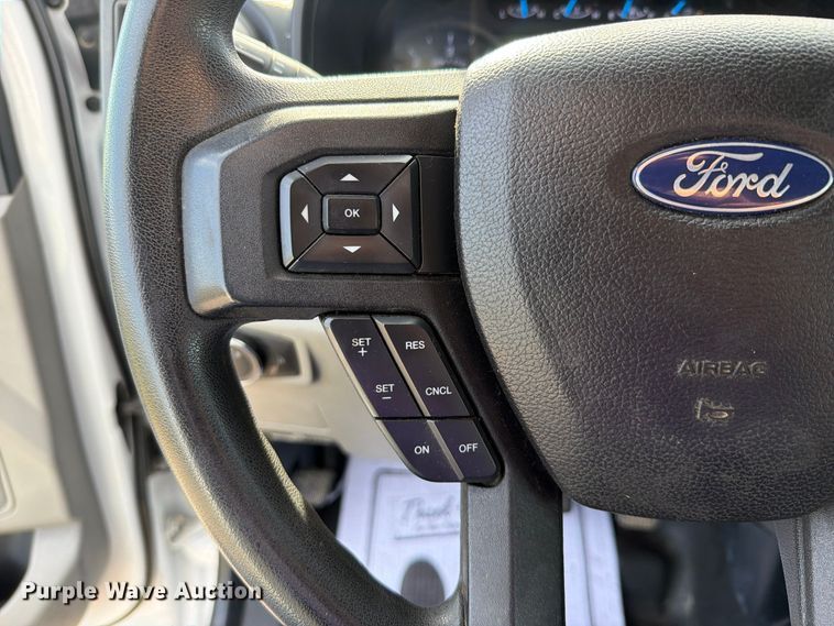 image for item FU1205 2017 Ford F550 Super Duty Ext. Cab truck cab and chassis