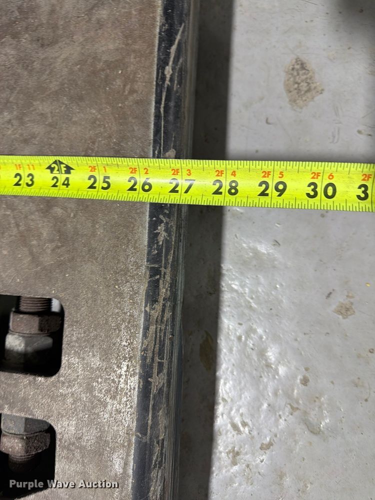 image for item FU4509 2018 Yale MPE060LFN24T2748 pallet jack