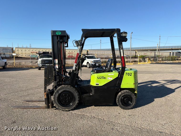 image for item FU4750 2004 Daewoo G25E-3 forklift