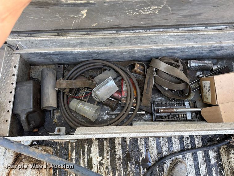 image for item FU4795 2002 Dodge Ram 2500 pickup truck