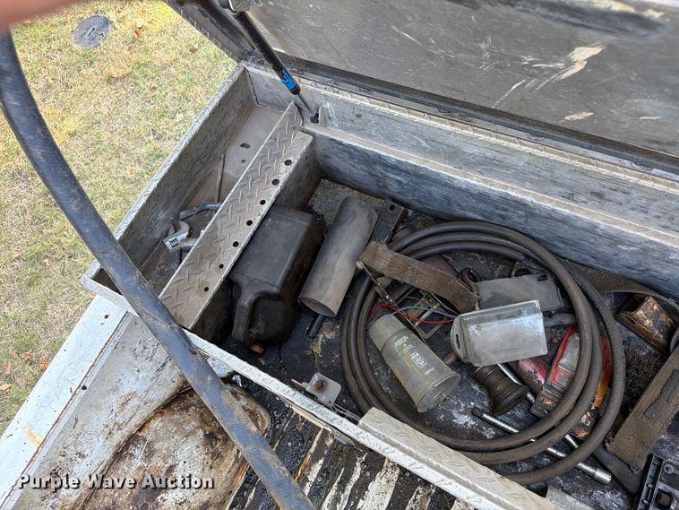 image for item FU4795 2002 Dodge Ram 2500 pickup truck