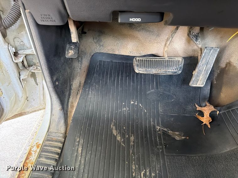 image for item FU4795 2002 Dodge Ram 2500 pickup truck