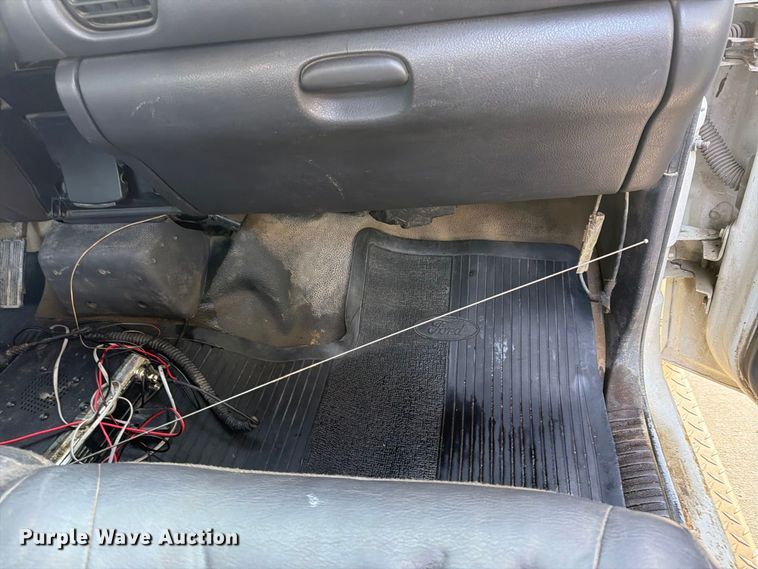 image for item FU4795 2002 Dodge Ram 2500 pickup truck