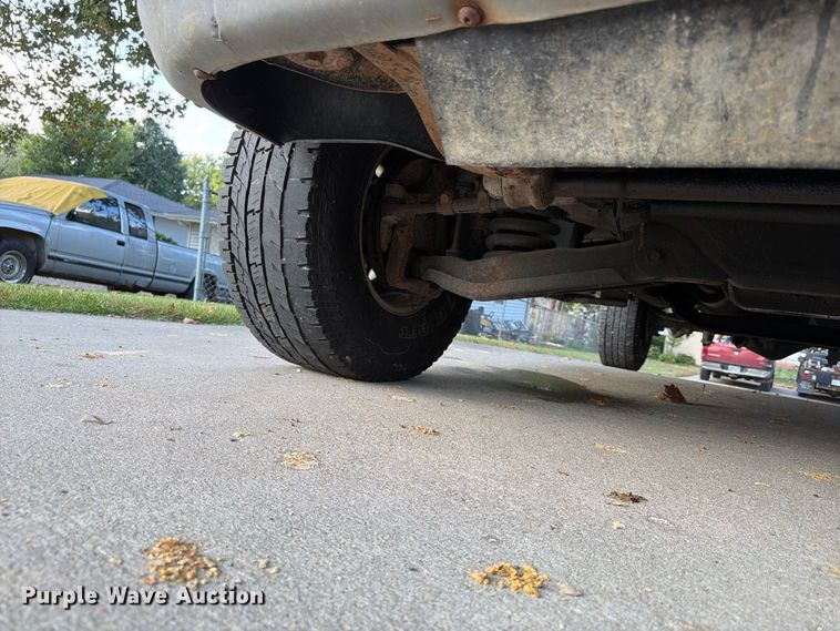 image for item FU4795 2002 Dodge Ram 2500 pickup truck