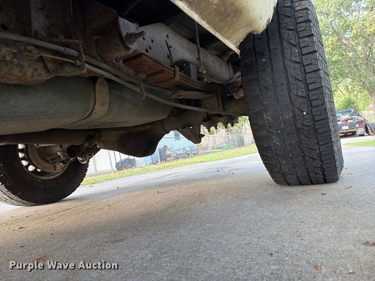 image for item FU4795 2002 Dodge Ram 2500 pickup truck