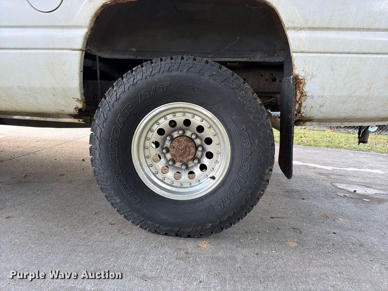 image for item FU4795 2002 Dodge Ram 2500 pickup truck