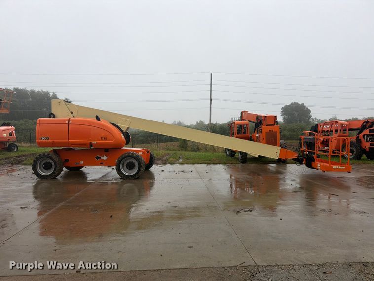image for item FU4801 2008 JLG 800S boom lift