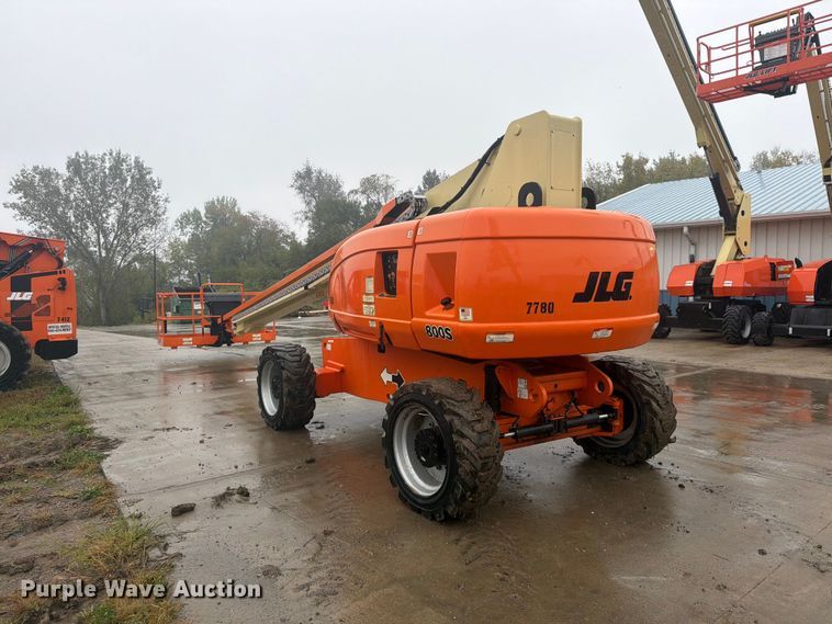 image for item FU4801 2008 JLG 800S boom lift
