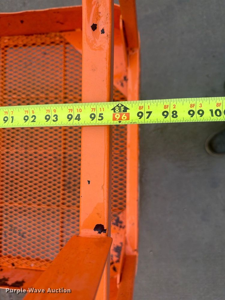 image for item FU4801 2008 JLG 800S boom lift