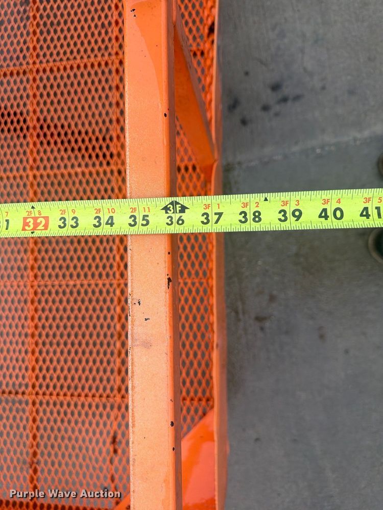 image for item FU4801 2008 JLG 800S boom lift