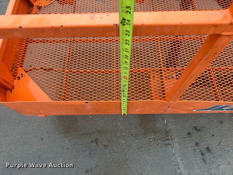 image for item FU4801 2008 JLG 800S boom lift