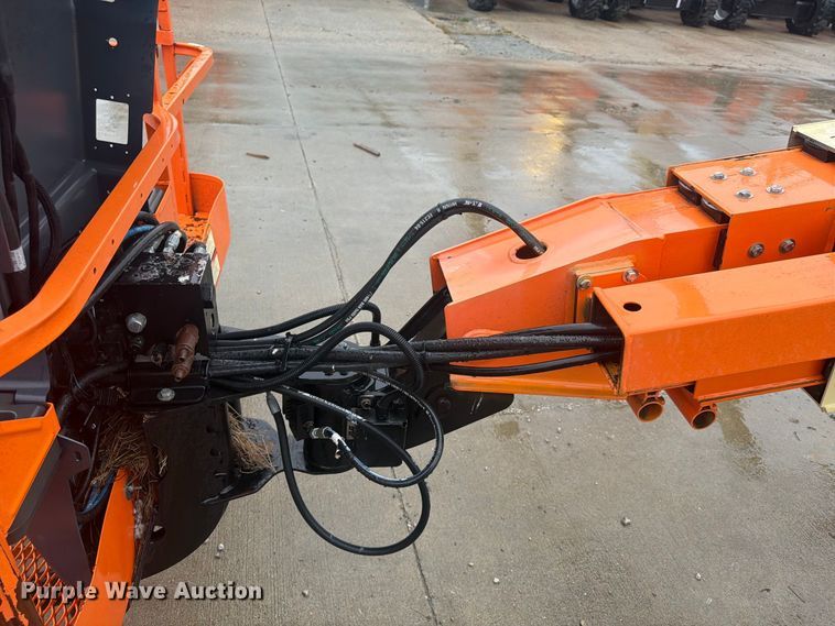 image for item FU4801 2008 JLG 800S boom lift