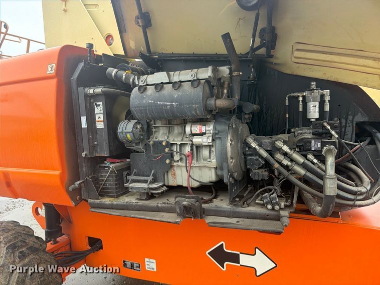 image for item FU4801 2008 JLG 800S boom lift