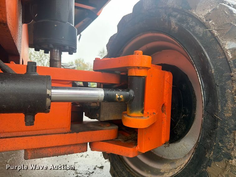 image for item FU4801 2008 JLG 800S boom lift
