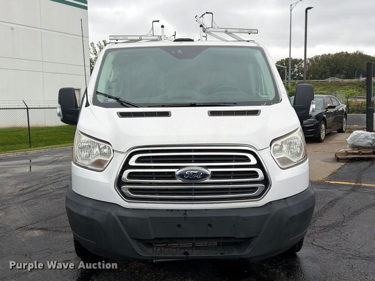image for item FU4808 2019 Ford Transit 250 van